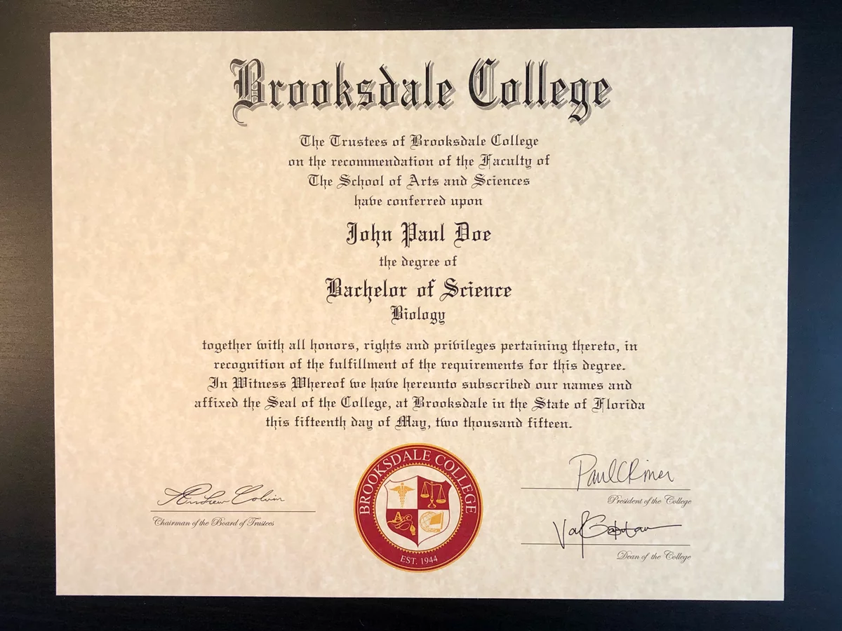 College Diploma Sample (Template D05 / C03-Maroon Seal / Aged Parchment)